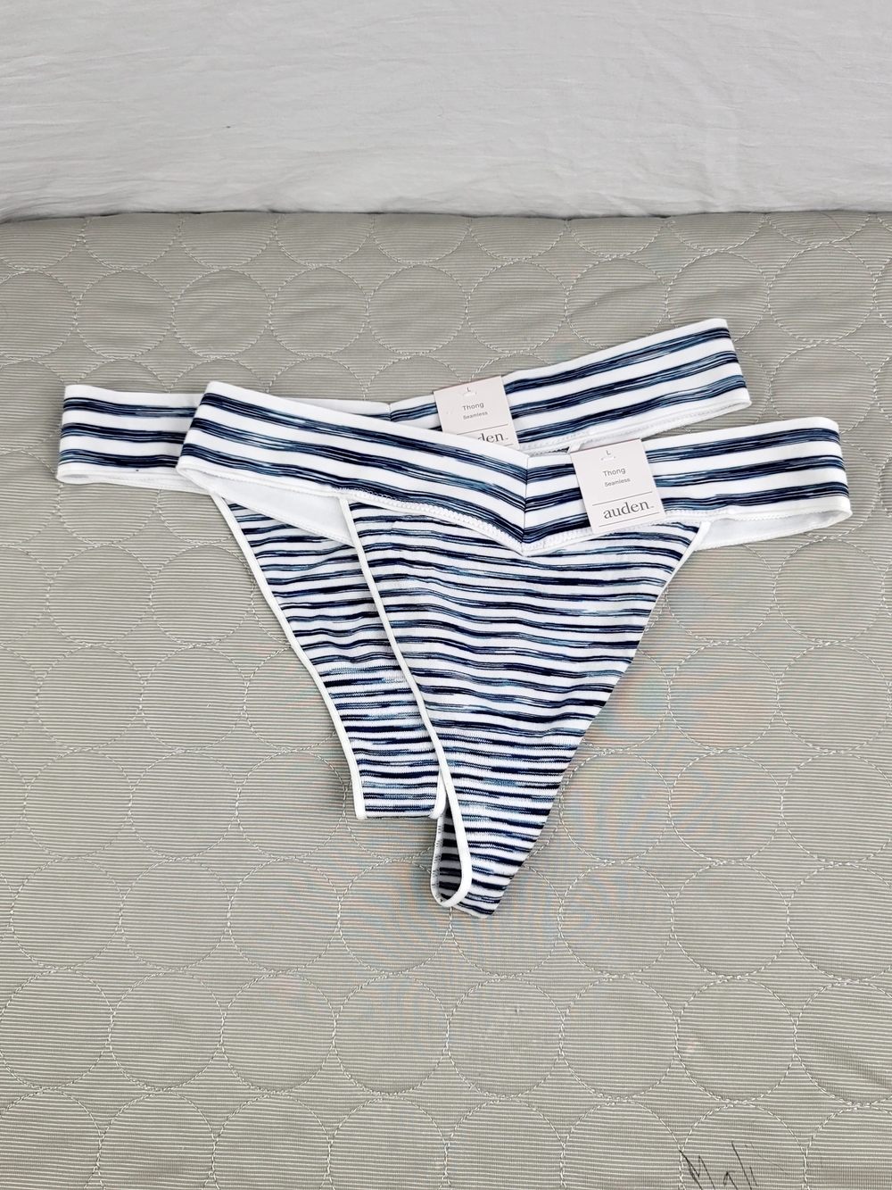 NWT Auden Seamless Thong Underwear Set 2pc Navy White Space Dye Size L